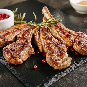 Côtelette d’agneau marinée
